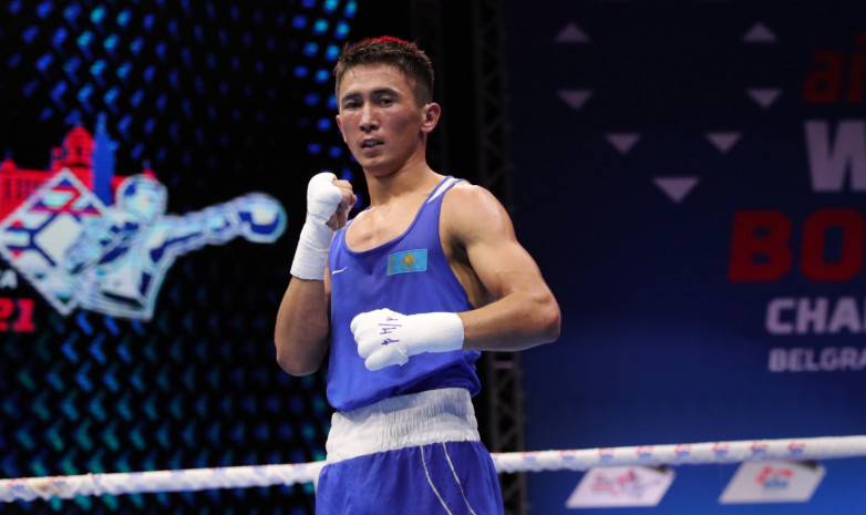 Полный бой «Казахского Ломаченко» с нокдауном на Азиатских играх 
