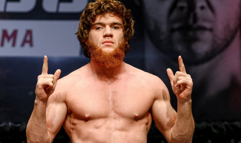 Известен соперник восходящей звезды из России в дебютном бою в UFC