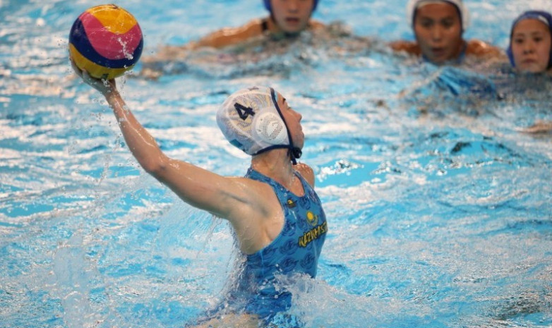 Сборная Казахстана по водному поло уступила команде-хозяйке на Азиаде-2022