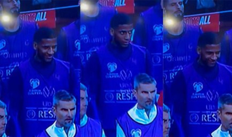 Футболист сборной Франции объяснил свой смех во время минуты молчания