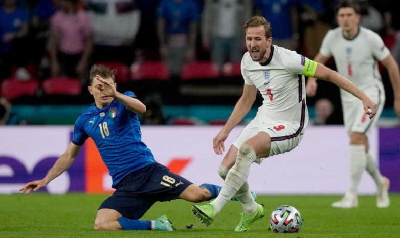 Англия — Италия: знаковое сражение европейских футбольных титанов
