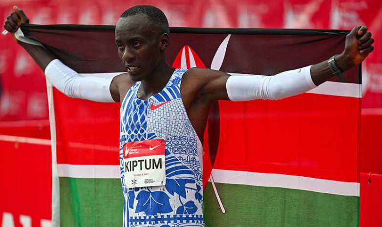 Кенийский бегун установил новый рекорд в марафоне
