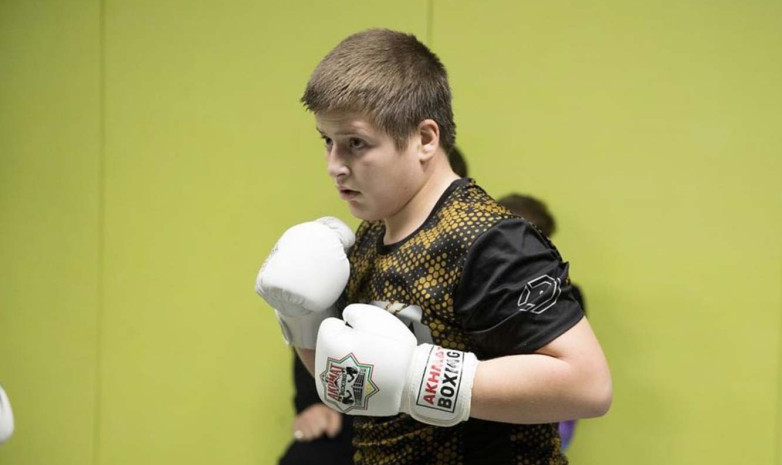 16-летний сын-боксер Кадырова получил должность при Минобороны Чечни