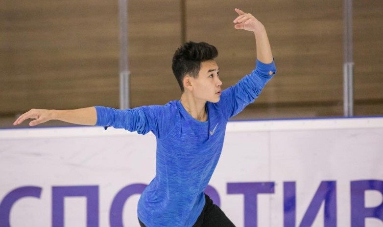 Казахстанский фигурист завоевал серебро на турнире Tallinn Trophy