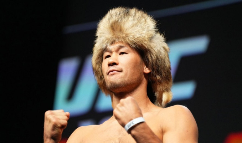 «Казахстанец является бойцом чемпионского уровня». Шавката Рахмонова «признали» проспектом года