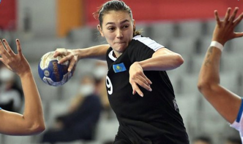 Женская сборная Казахстана драматично проиграла на чемпионате мира