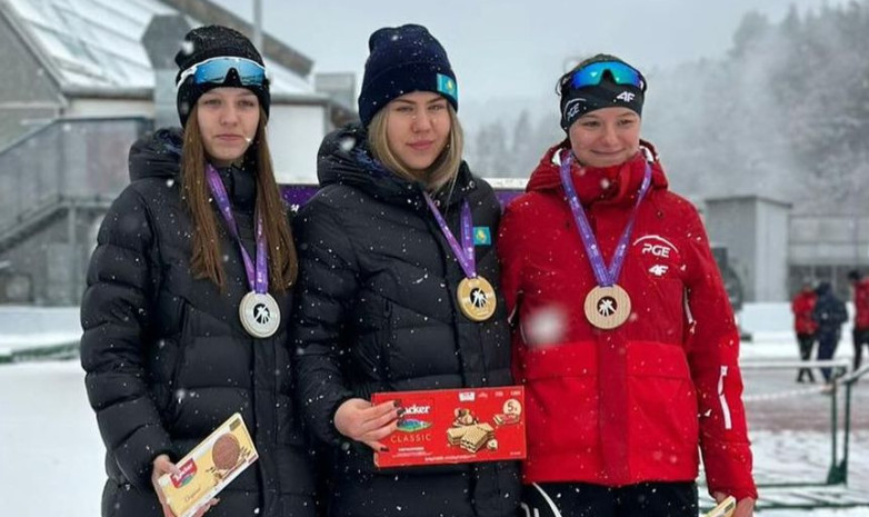Казахстанские конькобежки завоевали «золото» и «серебро» на турнире в Италии