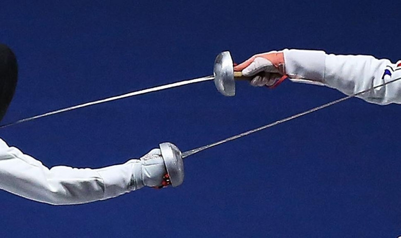 Қазақстандық спортшылар семсерлесуден Орталық Азия чемпионатында үш медаль жеңіп алды