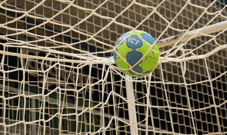 Казахстан едва не сотворил сенсацию на чемпионате Азии по гандболу