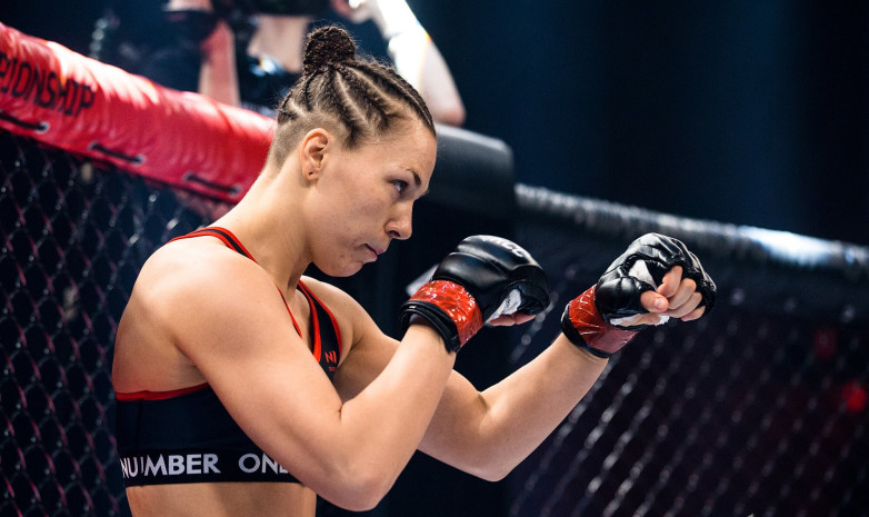 Девушка-боец UFC из Казахстана дала прогноз на бой Царукян — Оливейра