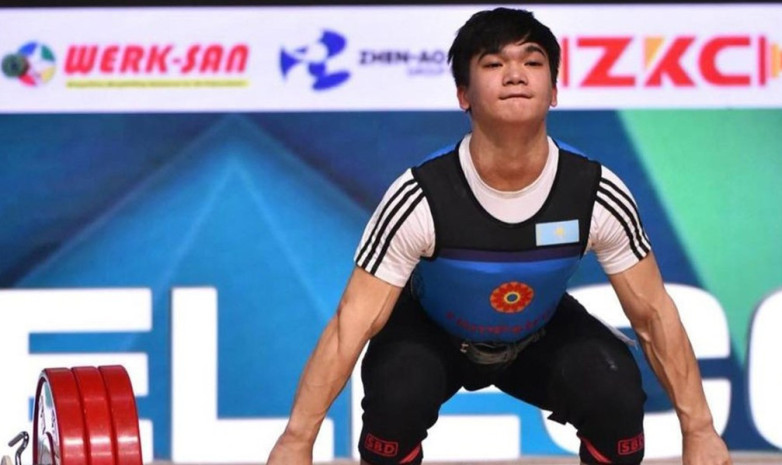 Казахстан объявил состав на чемпионат Азии по тяжелой атлетике