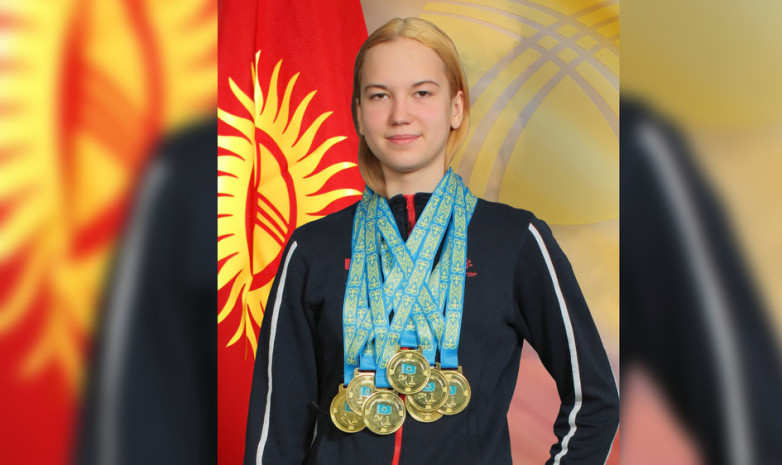 Елизавета Печерских установила новый рекорд Кыргызстана на чемпионате мира по плаванию в Катаре