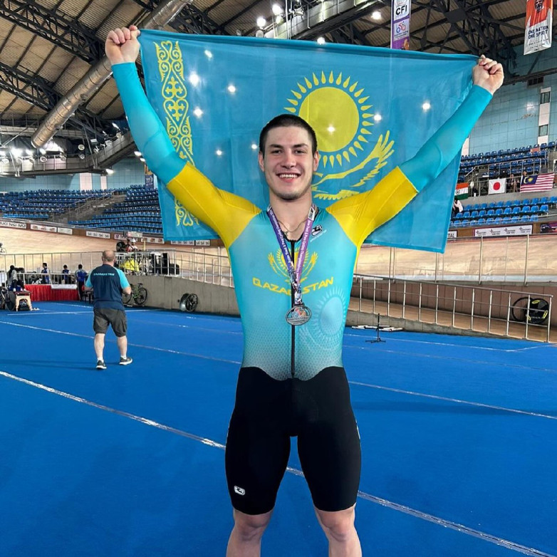 Казахстан завоевал еще 3 медали на чемпионате Азии по велоспорту