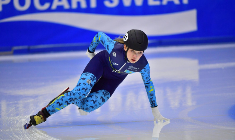 Казахстан завоевал историческую медаль на юниорском ЧМ по шорт-треку