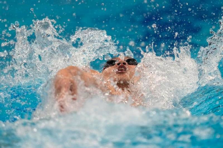Казахстан с рекордом завоевал два золота на ЧА по водным видам спорта