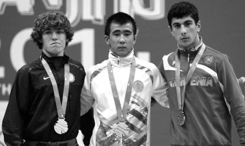 В США скончался олимпийский чемпион по борьбе из Казахстана