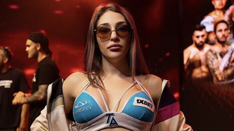 Сто процентов побед нокаутом: самая сексуальная боксерша Казахстана узнала имя новой соперницы