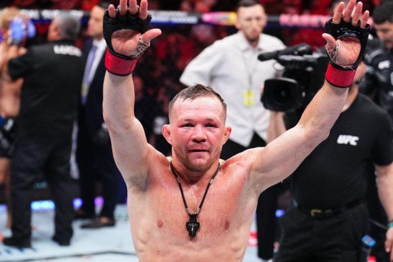 Экс-чемпион UFC из России назвал сроки возвращения и следующего соперника