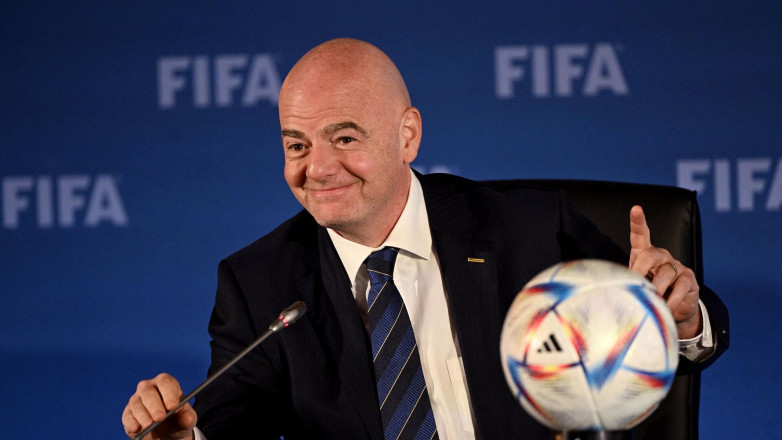 ФИФА президенті футдалдағы көк қағазға қатысты мәлімдеме жасады