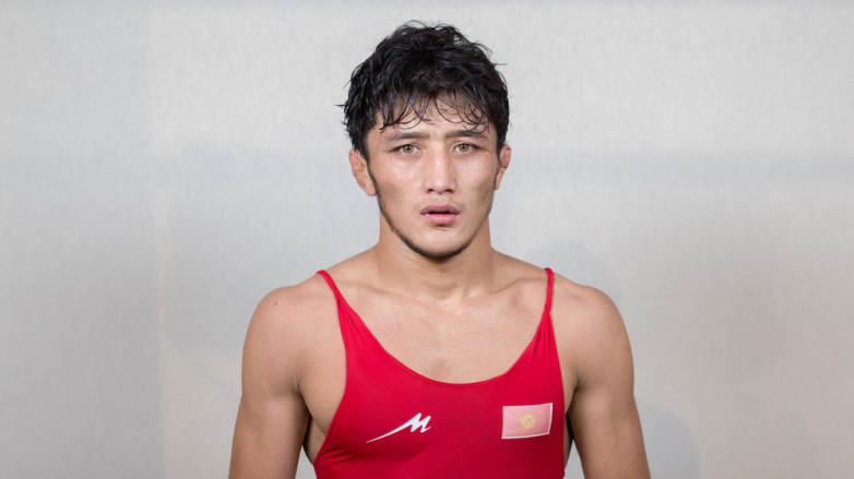 Чемпионат Азии: Три кыргызстанца будут бороться в утешиловке