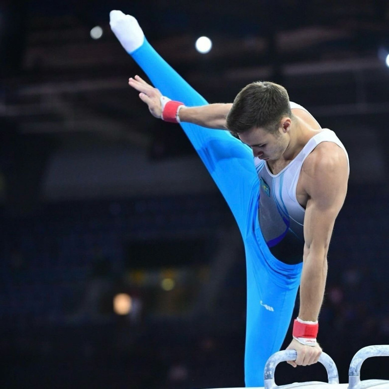Казахстанские гимнасты выиграли золотую и серебряную медали в Турции