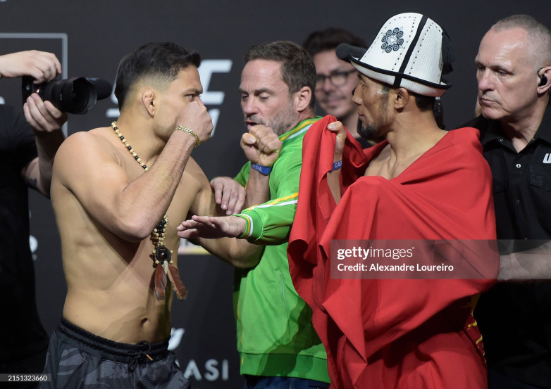 UFC 301: Мыктыбек Оролбай уулу и Элвес Бреннер сошлись лицом к лицу
