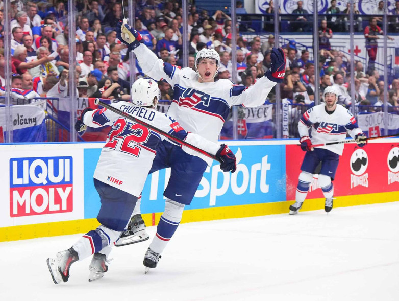 Сборная США разгромила Францию на чемпионате мира по хоккею