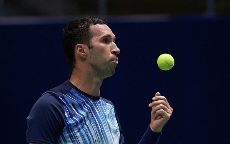 Мощным камбэком завершился матч известного казахстанского теннисиста на «Мастерсе» в Риме
