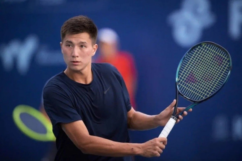 Казахстанский теннисист вышел в финал квалификации турнира в Илкли
