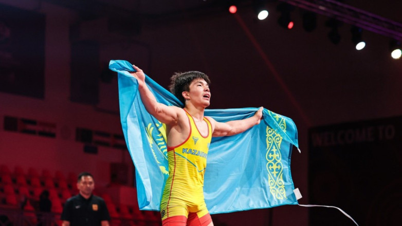 Казахстанские борцы завоевали три золотые медали на чемпионате Азии в Аммане