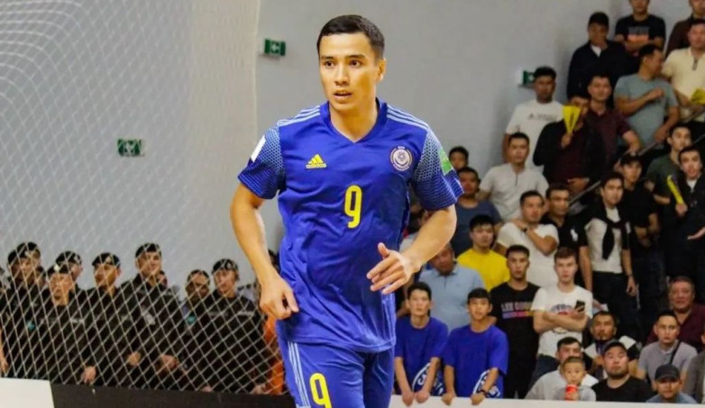 Нападающий сборной Казахстана по футзалу стал чемпионом России