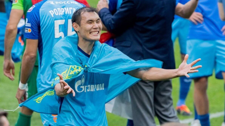 «Появился свой магистр». Игрока сборной Казахстана считают козырным тузом в колоде чемпиона другой страны