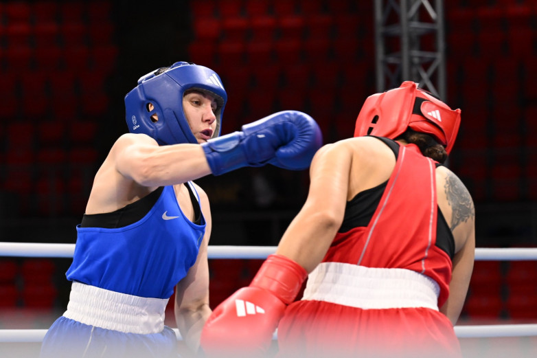 Казахстанская боксерша уверенно вышла в четвертьфинал лицензионного турнира на ОИ-2024
