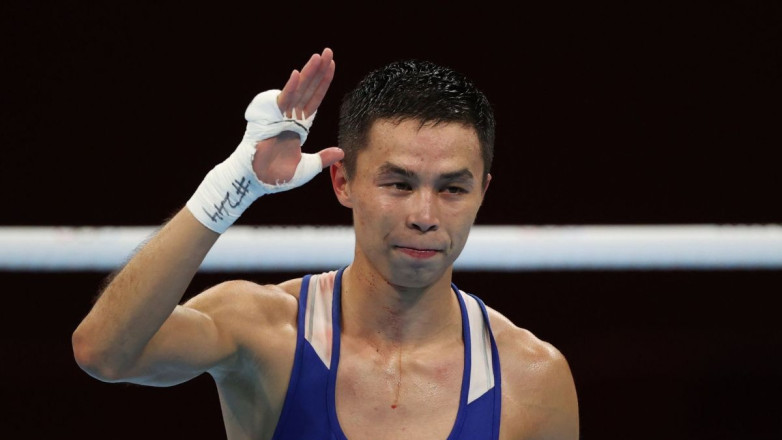 Казахстанский боксер уверенно стартовал на Олимпиаде-2024