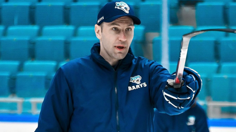 «О какой команде и результатах мы можем говорить?» Главные вызовы «Барыса» и всего казахского хоккея. По плечу ли они новому наставнику?
