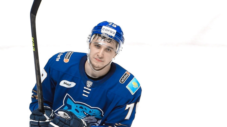«Барыс» официально объявил о подписании трех хоккеистов