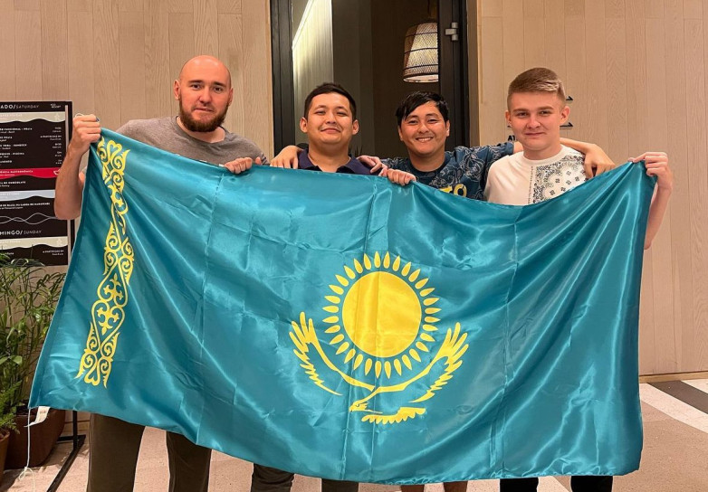 Казахстанские игроки прошли в плей-офф международного турнира