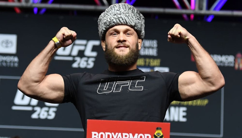 Уроженец Казахстана из UFC бросил вызов потенциальному сопернику