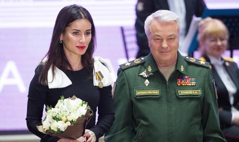 Тина Канделаки награждена орденом «За укрепление боевого содружества»