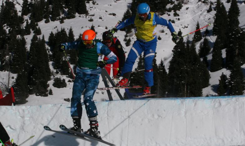 Фристайл. Алон Муллаев стал 12-м в ски-скроссе на Универсиаде-2017