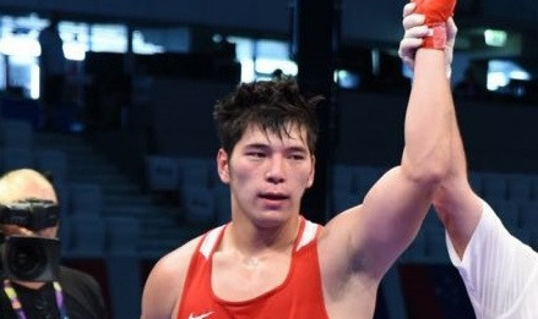 Шестеро казахстанских боксеров вышли в полуфинал международного турнира в Венгрии