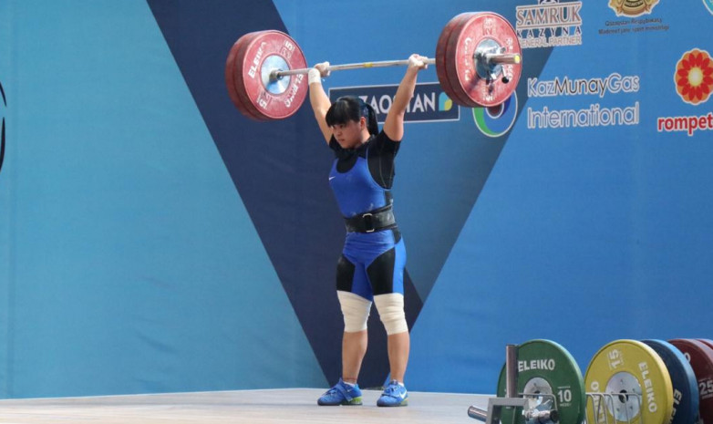 Чиншанло стала чемпионкой Спартакиады Казахстана по тяжелой атлетике