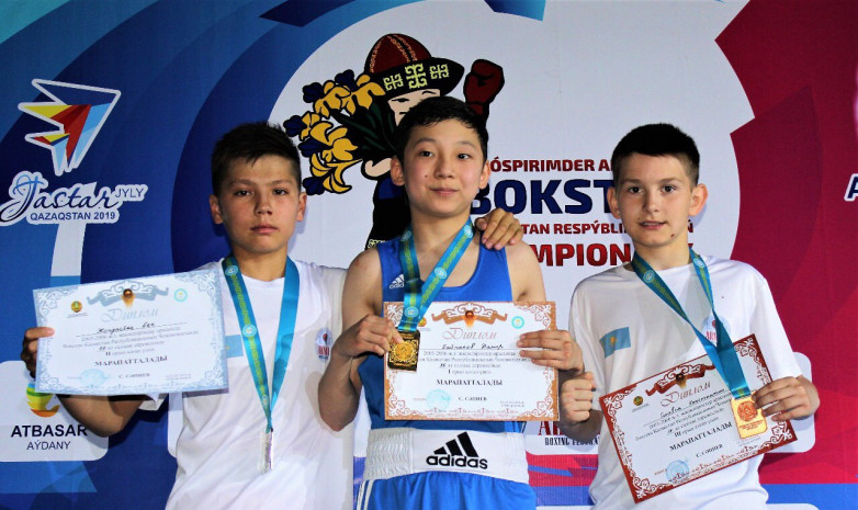 Победители и призеры чемпионата Казахстана по боксу среди юношей