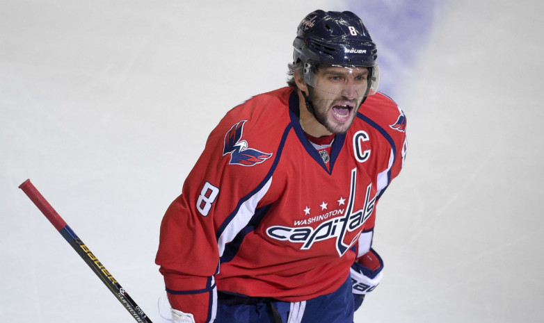 Овечкин стал самым результативным россиянином в НХЛ