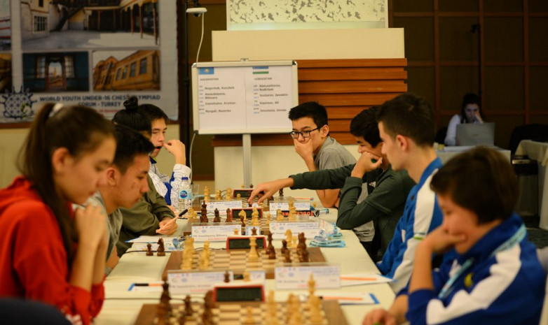 Сборная Казахстана идет на 2-м месте после 7-и туров юношеской шахматной Олимпиады