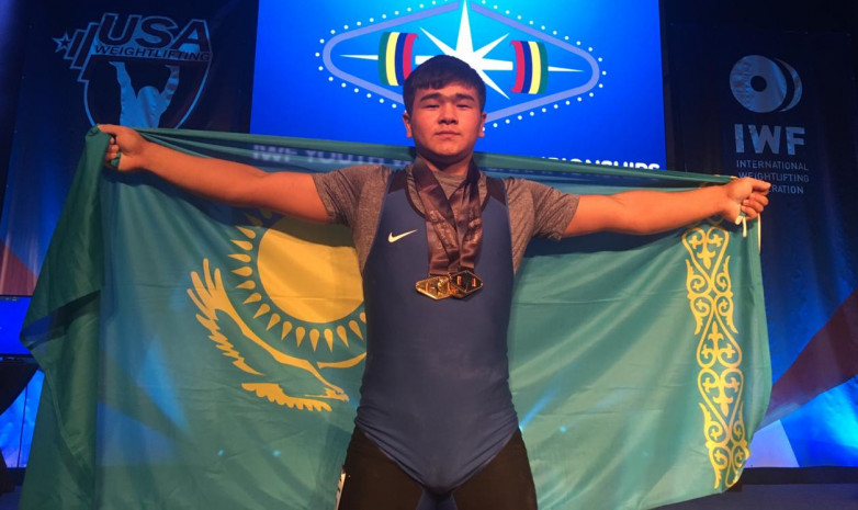 Сапи Есенгелды стал чемпионом на МЧМ по тяжелой атлетике