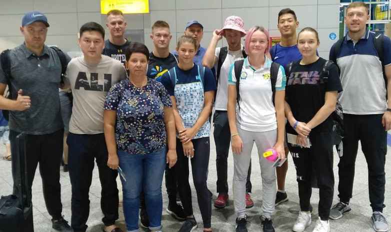 Сборная Казахстана по плаванию вылетела на чемпионат мира в Южную Корею