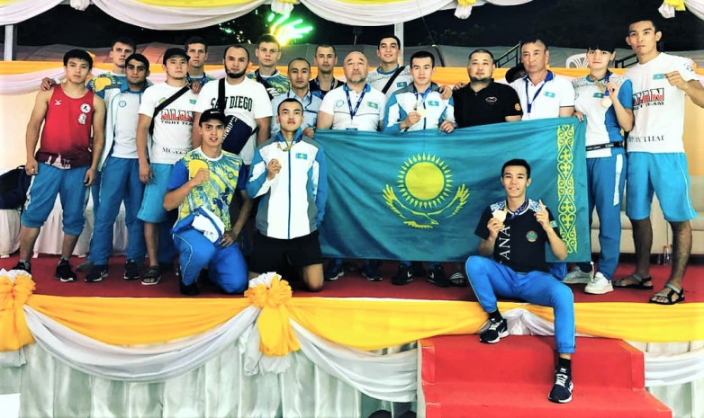 Сборная Казахстана по муайтай завоевала пять медалей на чемпионате мира в Бангкоке 