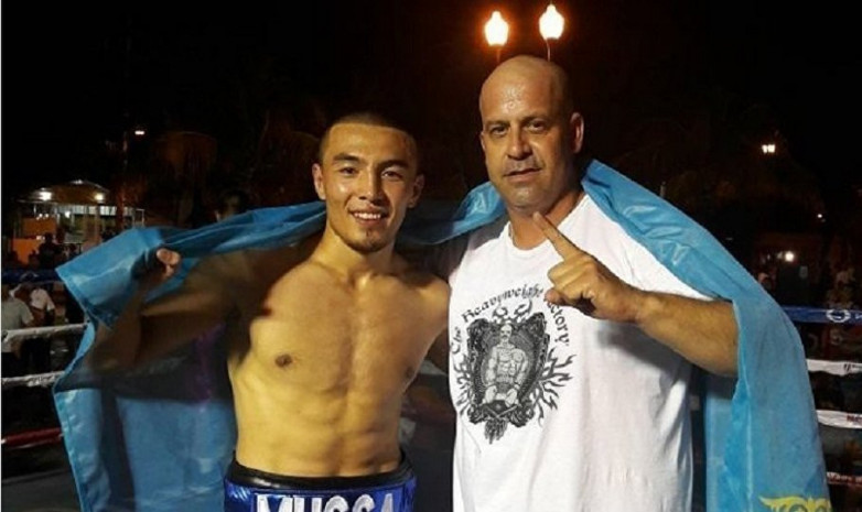 Небитый казахстанец выиграл десятый бой в профессиональном статусе