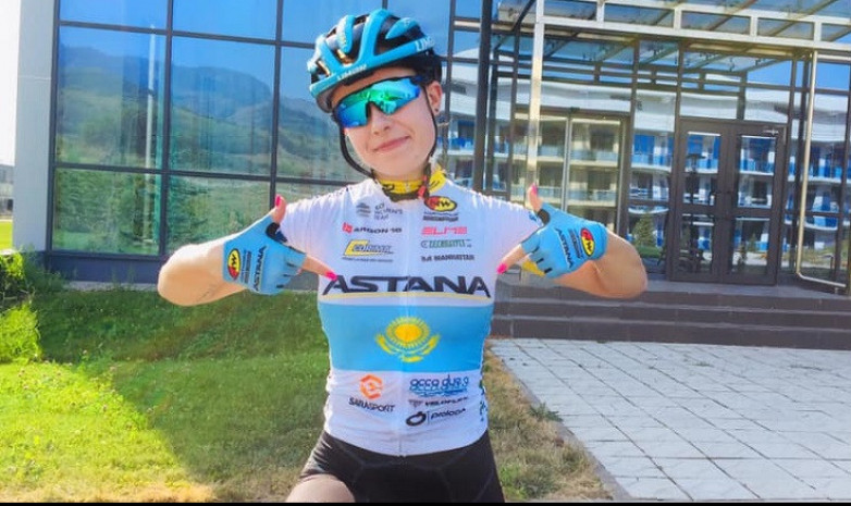 Трое казахстанских гонщиц продлили контракт с Astana Women's Team